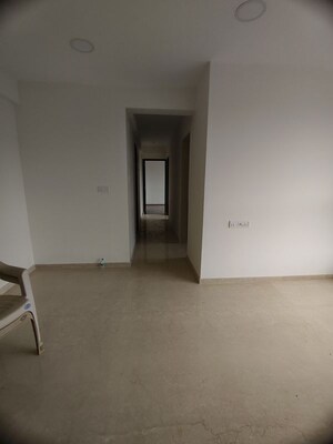 Room in 2 BHK Apartment at Group Satellite Elegance, Goregaon East – for Rent