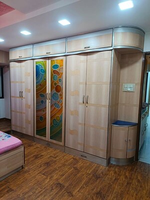 Building Lobby in 3 BHK Apartment at Kalpataru Karmakshetra, Sion East – for Rent