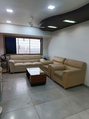 Living Room in 3 BHK Apartment at Kalpataru Karmakshetra, Sion East – for Rent