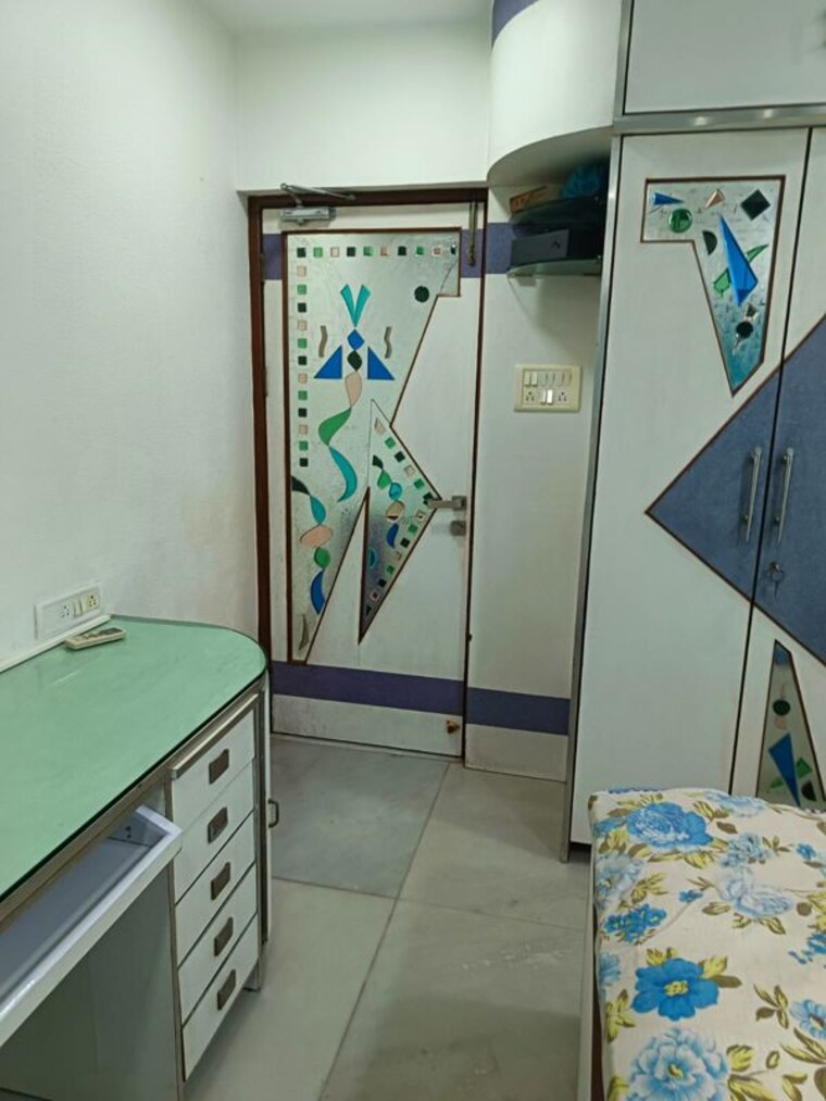 Team Area, kalpataru-karmakshetra 3 Bedroom 1300 Sq.Ft. Apartment In Sion East Mumbai 10633332