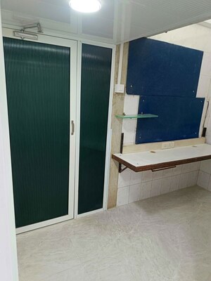Bathroom in 3 BHK Apartment at Kalpataru Karmakshetra, Sion East – for Rent