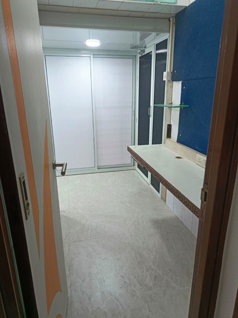 Balcony, kalpataru-karmakshetra 3 Bedroom 1300 Sq.Ft. Apartment In Sion East Mumbai 10633332