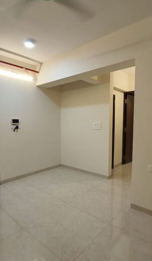 Room in 1 BHK Apartment at Poddar Spraha Diamond, Chembur – for Rent
