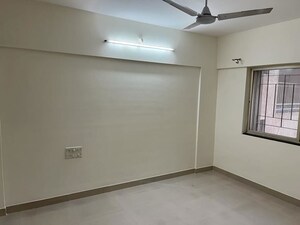 Room in 2 BHK Apartment at BU Bhandari Everglade, Kharadi – for Rent