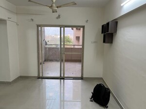 2 BHK Apartment For Rent in BU Bhandari Everglade, Kharadi