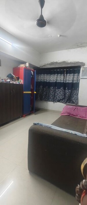 1 BHK Apartment For Rent in Vasant Valley Complex, Malad East