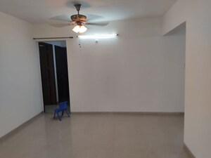 Room in 3 BHK Apartment at Prathamesh Park Baner, Baner – for Rent
