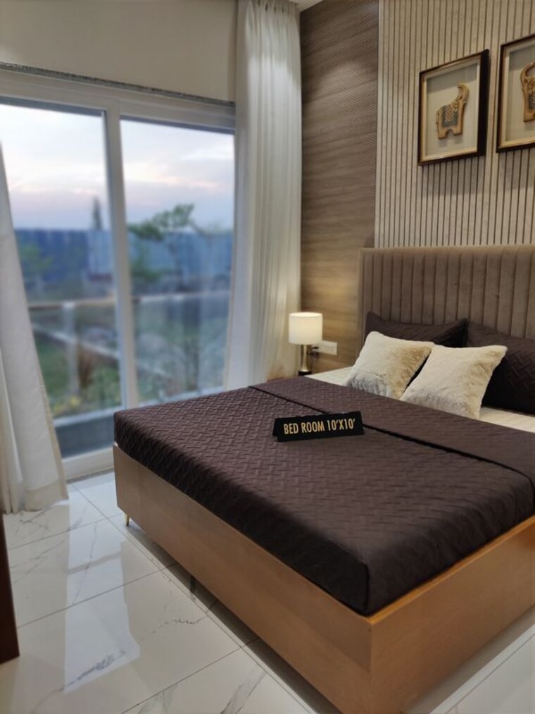 Bedroom, courtyard-regalia 3 Bedroom 1055 Sq.Ft. Apartment In Bhayli Vadodara 10440905