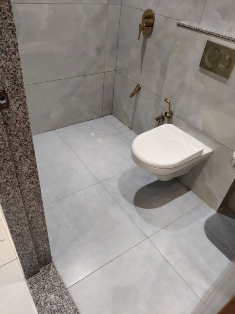 Washroom, courtyard-regalia 3 Bedroom 1055 Sq.Ft. Apartment In Bhayli Vadodara 10440905