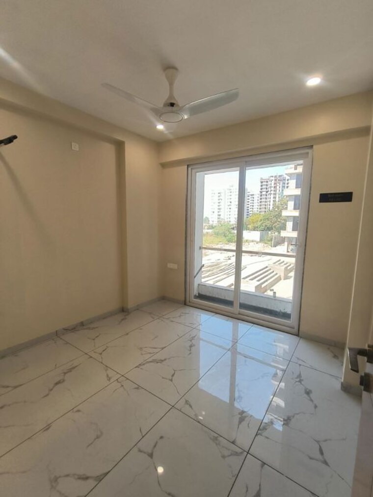 Living Room, courtyard-regalia 3 Bedroom 1077 Sq.Ft. Apartment In Bhayli Vadodara 10451719