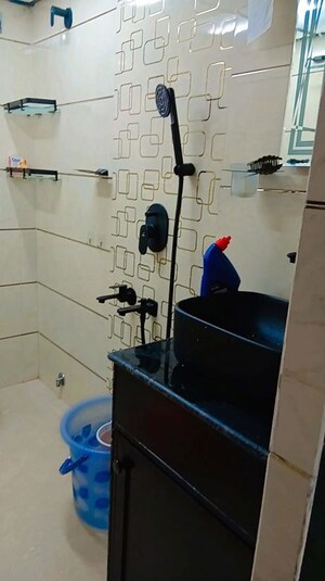 Team Area in 2 BHK Apartment at Shivalik Apartment Andheri, Andheri East – for Rent