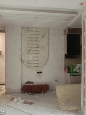 Room in 2 BHK Builder Floor at Tilak Marg – for Sale