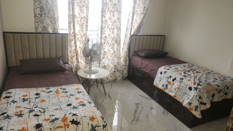 Bedroom, arihant-residency-sion Pg For Girls In Sion 10633395