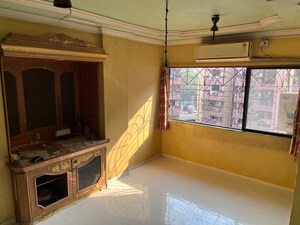 Kitchen in 1.5 BHK Apartment at Yashraj Park CHS, Kasarvadavali – for Rent
