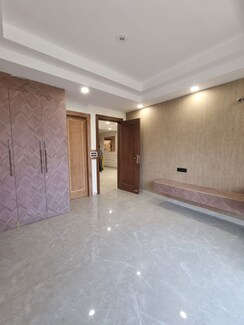 4 BHK + Prayer Room,Servant Room,Study Room,Extra Room Builder Floor For Sale in Green Fields Colony