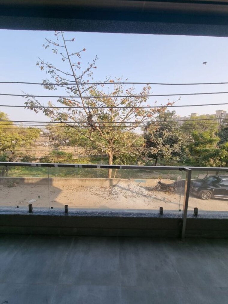Swimming Pool, green fields colony 4 Bedroom 2700 Sq.Ft. Builder Floor In Green Fields Colony Faridabad 10633454