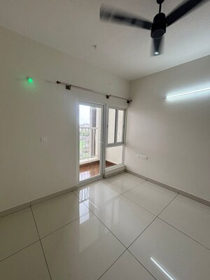 Room in 2 BHK Apartment at Puravankara Purva Zenium, Hosahalli – for Rent