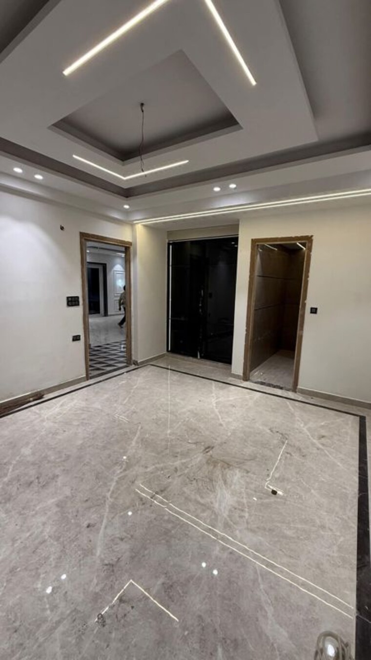 Room, green fields colony 4 Bedroom 2790 Sq.Ft. Builder Floor In Green Fields Colony Faridabad 10633475