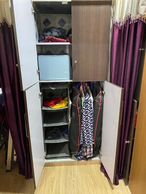 Furnished Amenities in 1 BHK Apartment at Darshan Tower, Thane West – for Sale