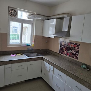 Kitchen in 3.5 BHK Apartment at Emaar Emerald Floors Premier, Sector 65 – for Rent