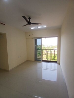 Room in 1 BHK Apartment at Pushpanjali Heights, Owale – for Rent