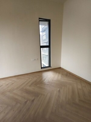 Room in 4 BHK Apartment at Raymond The Invictus By GS, Pokhran Road No One – for Rent