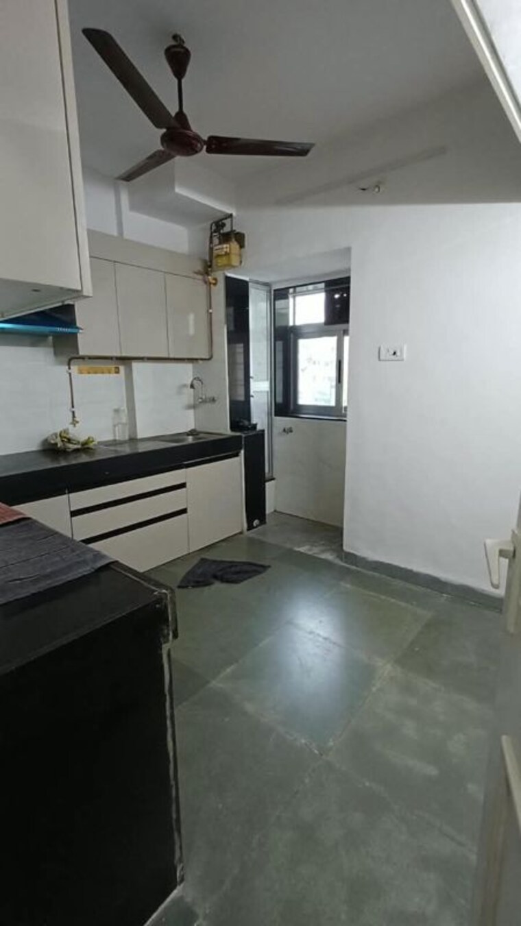 Kitchen, brindaban-phase-ii 2 Bedroom 800 Sq.Ft. Apartment In Andheri East Mumbai 10633574