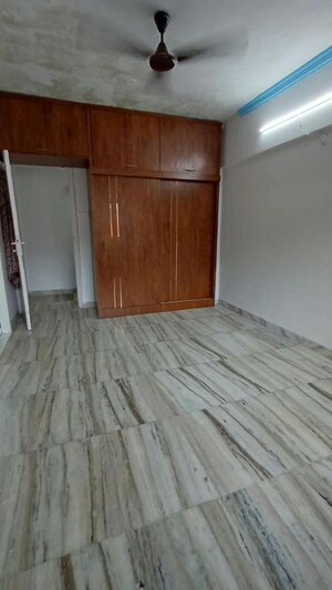 Room in 2 BHK Apartment at Brindaban Phase II, Andheri East – for Rent