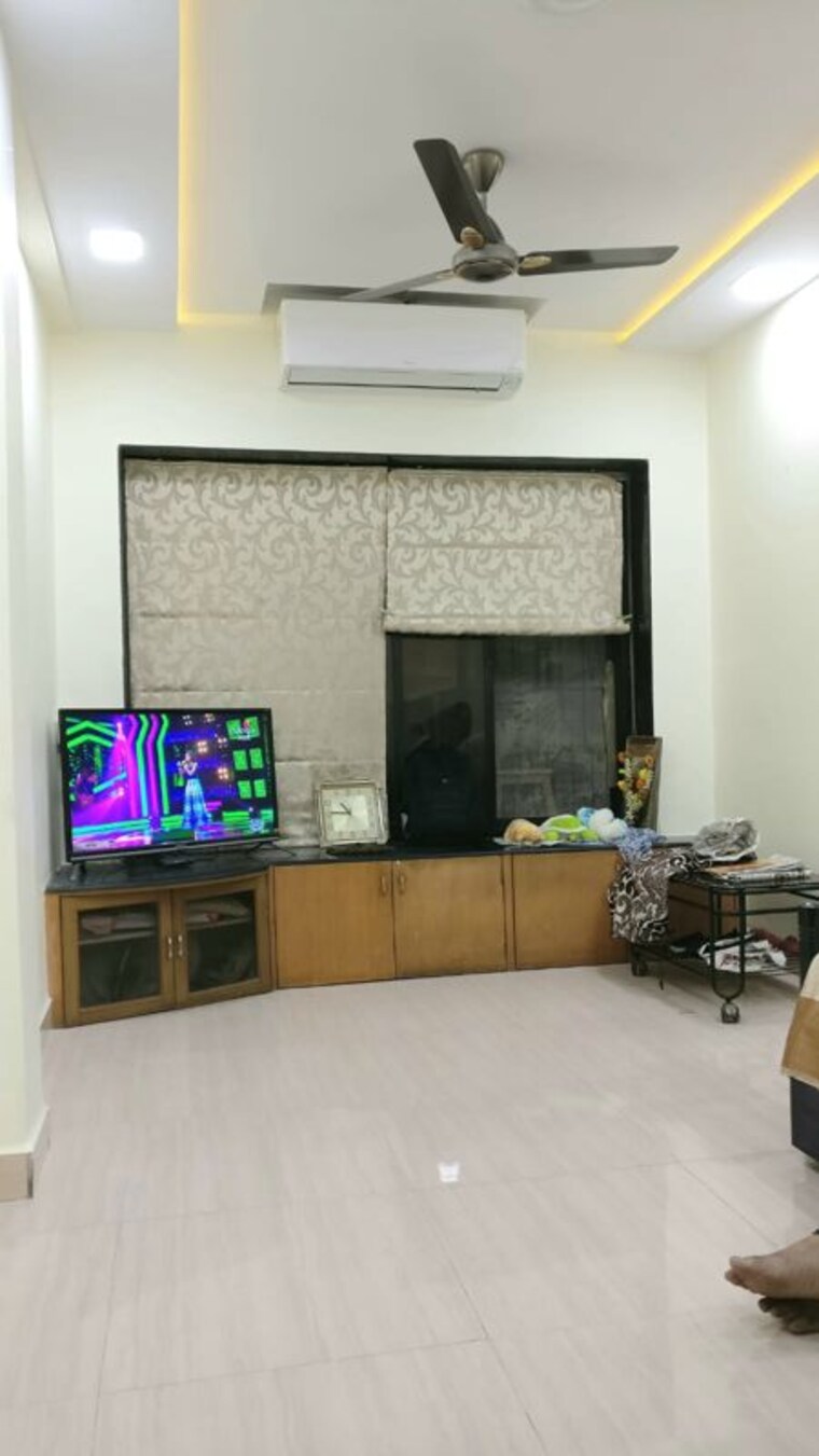 Living Room, gautam-villa 1 Bedroom 540 Sq.Ft. Apartment In Naupada Thane 10633565