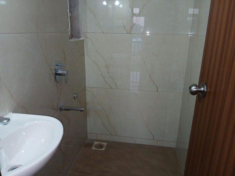 Bathroom, gautam-villa 1 Bedroom 540 Sq.Ft. Apartment In Naupada Thane 10633565