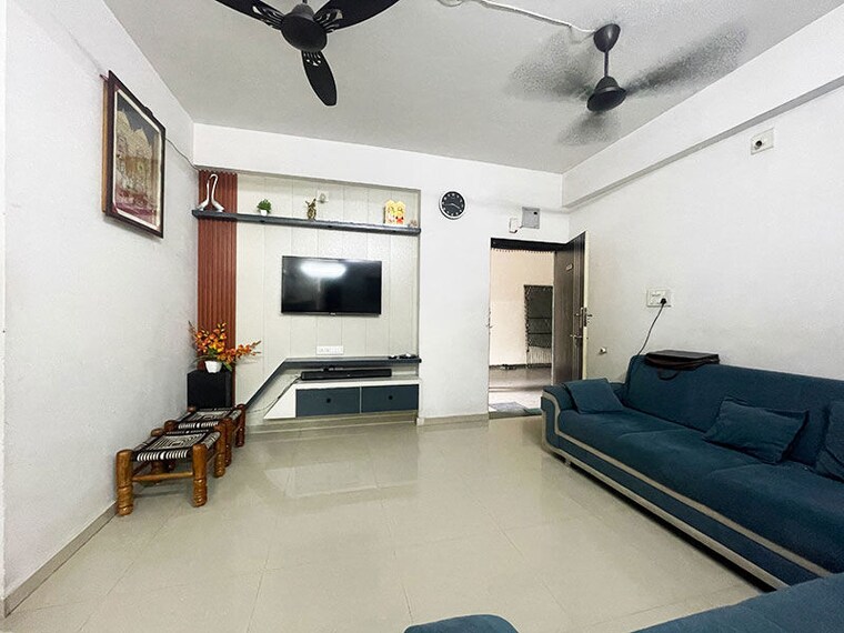 Living Room, nikol 2 Bedroom 109 Sq.Yd. Apartment In Nikol Ahmedabad 10633612