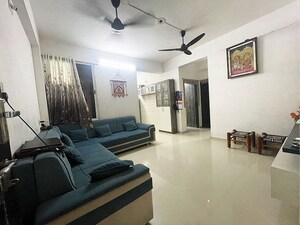 Team Area in 2 BHK Apartment at Nikol – for Sale