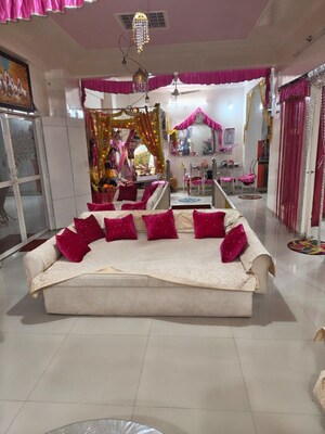 Bedroom in 4 BHK Villa at Laharpur – for Sale