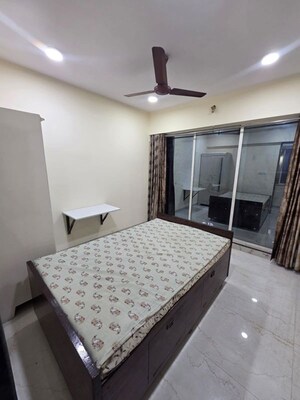Bedroom in 2 BHK Apartment at The Heights, Andheri East – for Rent