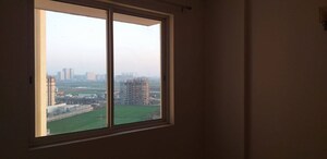Room in 3.5 BHK Apartment at M3M Woodshire, Sector 107 – for Rent