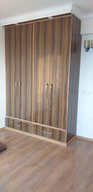 Furnished Amenities in 3.5 BHK Apartment at M3M Woodshire, Sector 107 – for Rent
