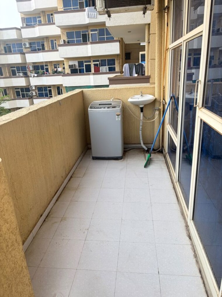 Balcony, pyramid-urban-homes-3 2 Bedroom 700 Sq.Ft. Apartment In Sector 67a Gurgaon 10633664