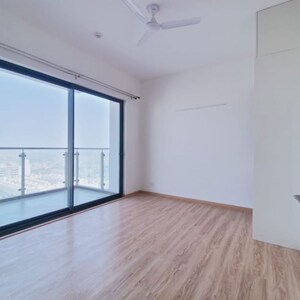 Room in 3.5 BHK Apartment at M3M Golf Estate, Sector 65 – for Rent