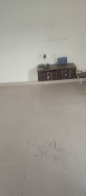 Room in 2 BHK Apartment at Empire Meadows, Ameenpur – for Sale
