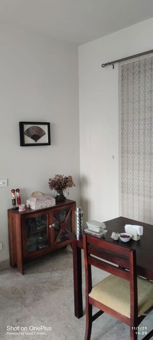 Furnished Amenities in 2.5 BHK Apartment at Ireo The Corridors, Sector 67a – for Rent