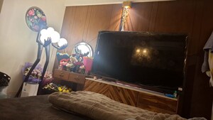 Room in 3 BHK Apartment at Vip Road – for Rent