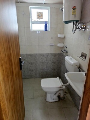 Bathroom in 3 BHK Apartment at ROF Aalayas, Sector 102 – for Rent