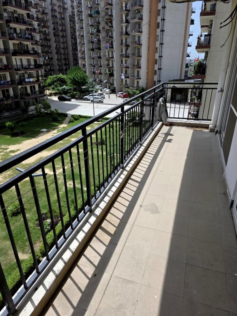 Balcony, rof-aalayas 3 Bedroom 753 Sq.Ft. Apartment In Sector 102 Gurgaon 10633690