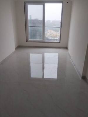 Room in 2 BHK Apartment at Hubtown Rising City, Ghatkopar East – for Rent