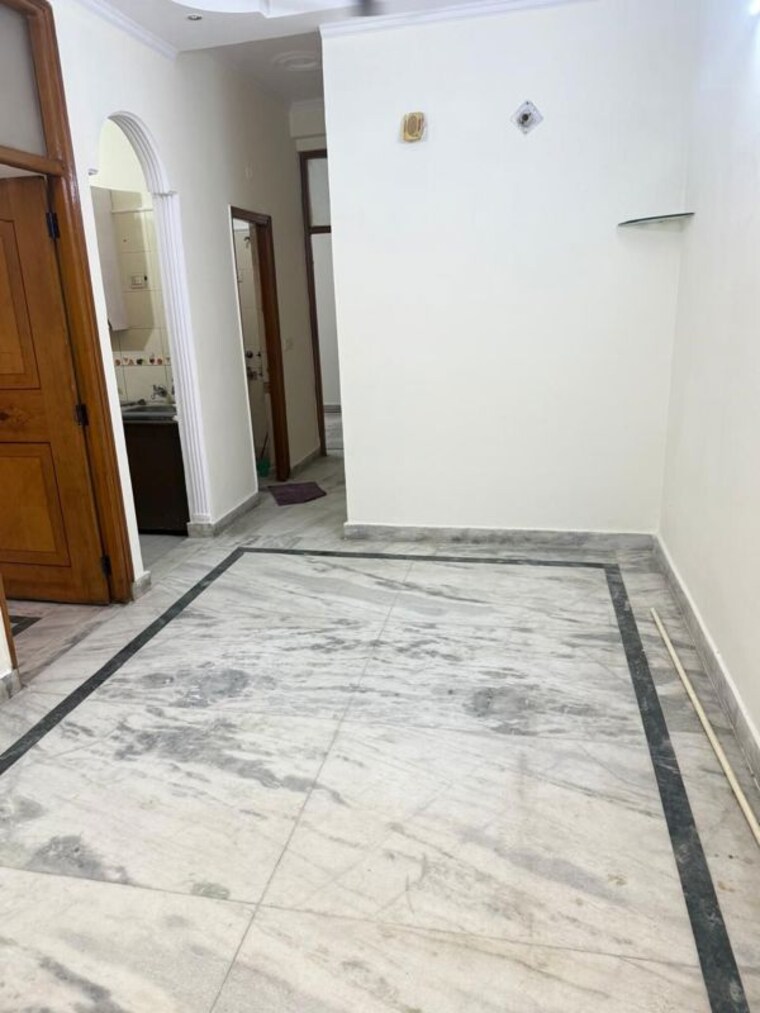 Room, rajendra nagar 4 Bedroom 1800 Sq.Ft. Independent House In Rajendra Nagar Ghaziabad 10633620