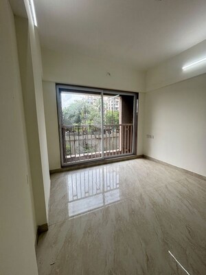 Room in 1 BHK Apartment at Paradigm ZENITH, Ghodbunder Road – for Sale