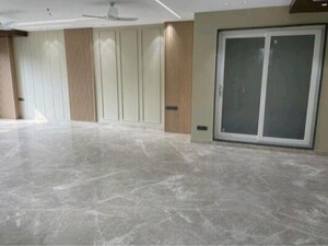 Room in 3 BHK Builder Floor at Spiti Homes, Sector 99a – for Sale