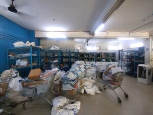  Showroom – Exterior View View at Dashrath Puri - for Rent