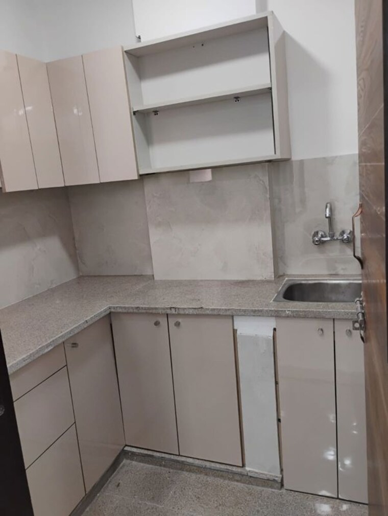 Bathroom, chattarpur 1 Bedroom 450 Sq.Ft. Builder Floor In Chattarpur Delhi 10633759