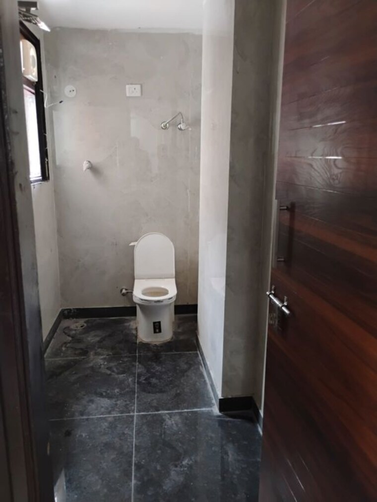 Bathroom, chattarpur 1 Bedroom 450 Sq.Ft. Builder Floor In Chattarpur Delhi 10633759
